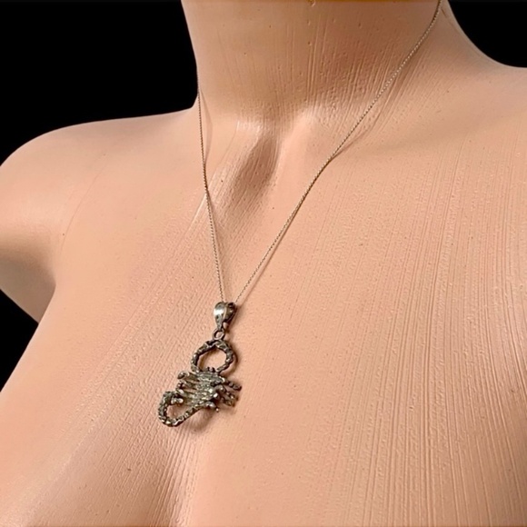 925 sterling silver pendant scropion - Picture 2 of 6